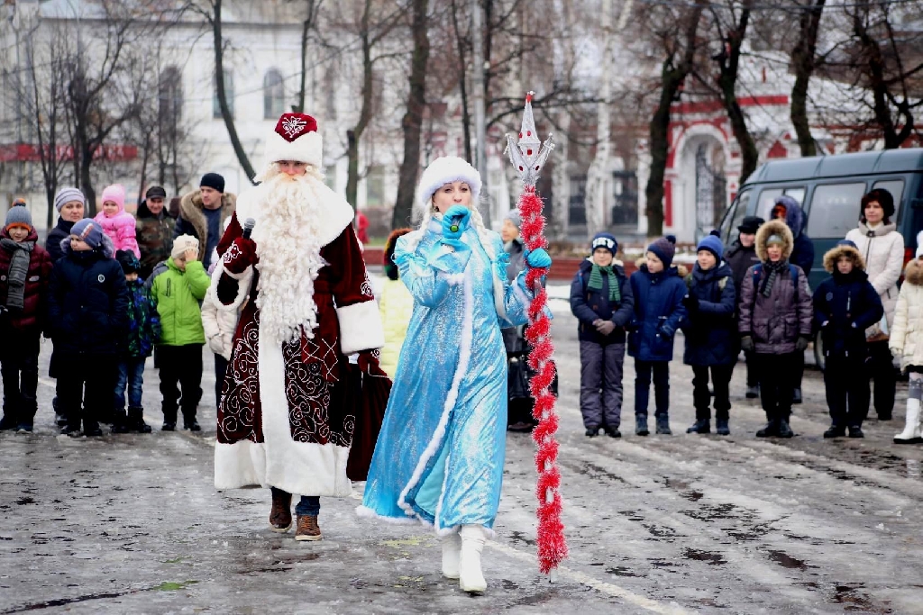 Прогноз погоды в мичуринске сегодня. Новогодняя елка Мичуринск. Новогодние мероприятия в Мичуринске. Зимние гуляния в Мичуринске. Мичуринск зима.