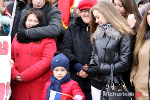 Митинг в Мичуринске в поддержку народа Украины. Фото 6